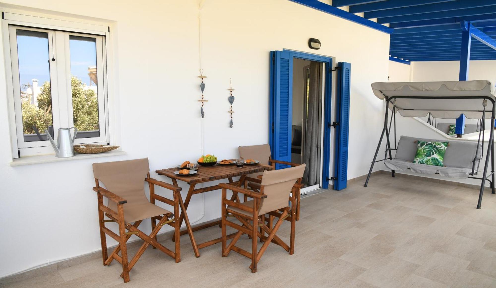Petite Studios Batsi Batsíon Exteriér fotografie